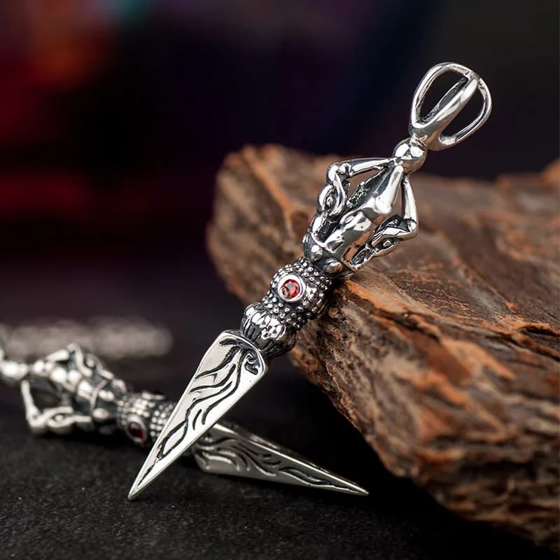 Gothic Rune Atelier Ring Image 2