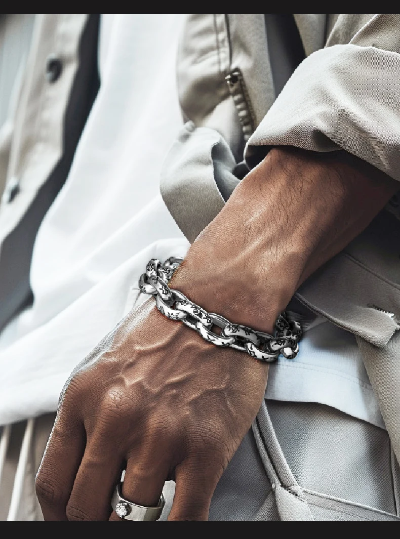 Biker Mechanical Armor - Heavy Link Silver Bracelet - Slice 9